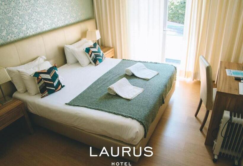 Номер Superior, Laurus