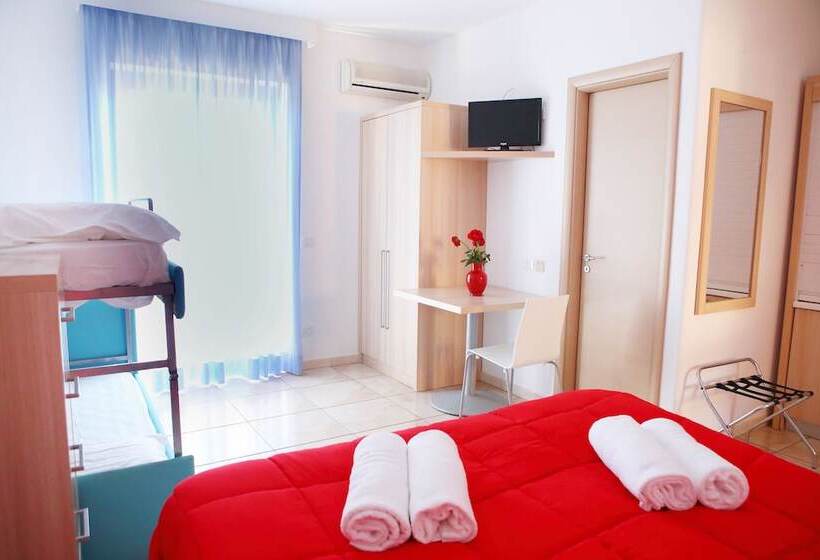 اتاق استاندارد چهار تخته, Resort Park Village