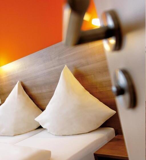 اتاق استاندارد, Orange Hotel Und Apartments