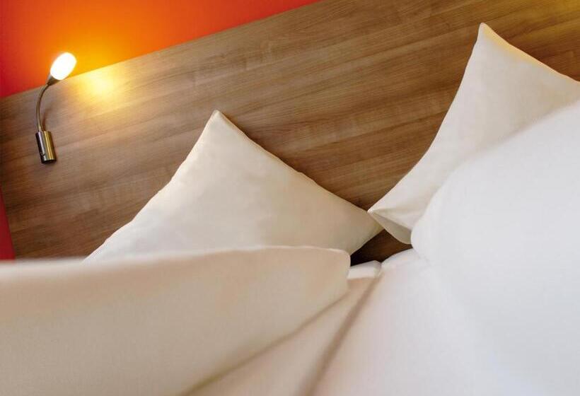 اتاق استاندارد سه نفره, Orange Hotel Und Apartments