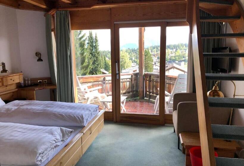 Семейный Номер, Arena Guesthouse
