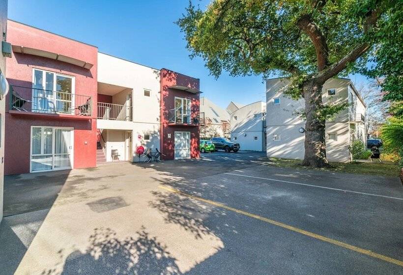 Апартаменты 2 Спальни, City Centre Motel
