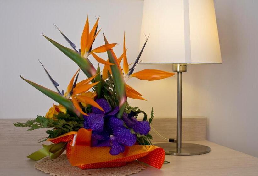 اتاق استاندارد, Club Village & Hotel Spiaggia Romea