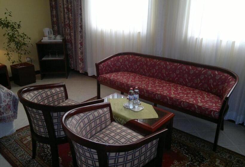 غرفة ديلوكس عائلية, Bellevue Hotel & Resort