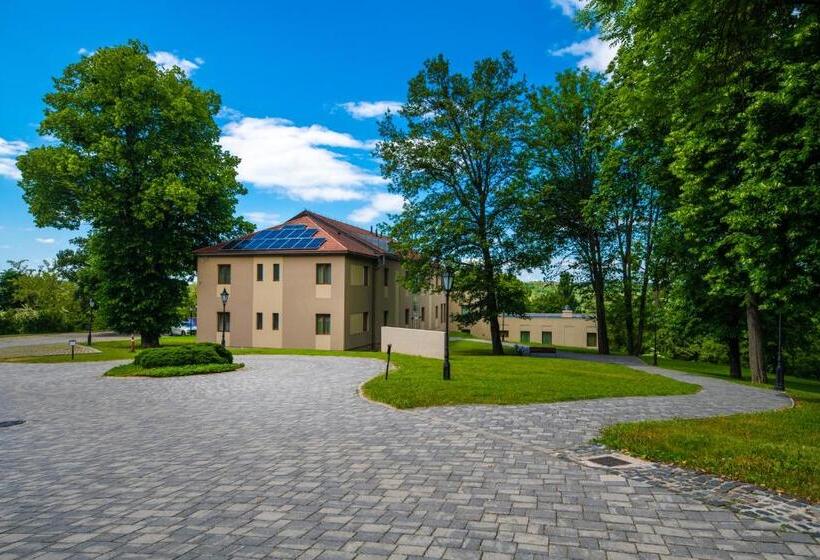Люкс 2 Спальни, La Contessa Castle