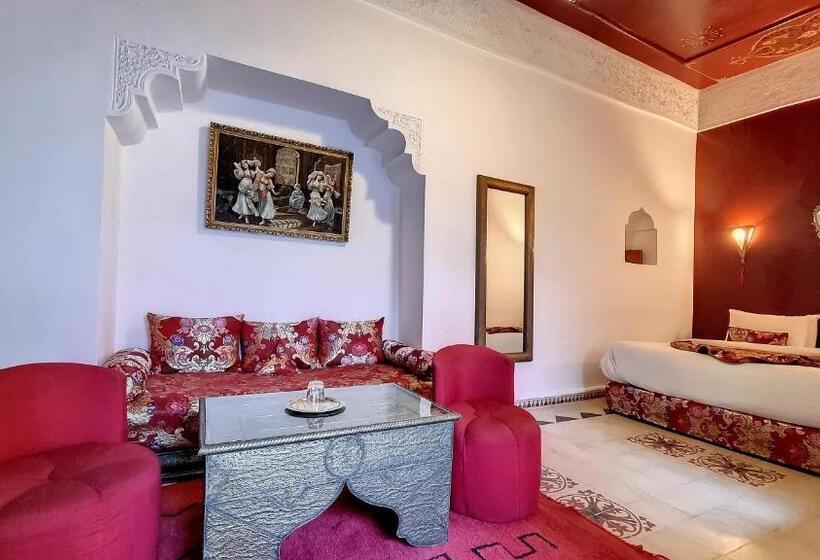 سوییت جونیور, Riad Argan