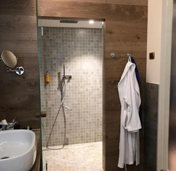 Полулюкс Повышенной Комфортности, Cervo