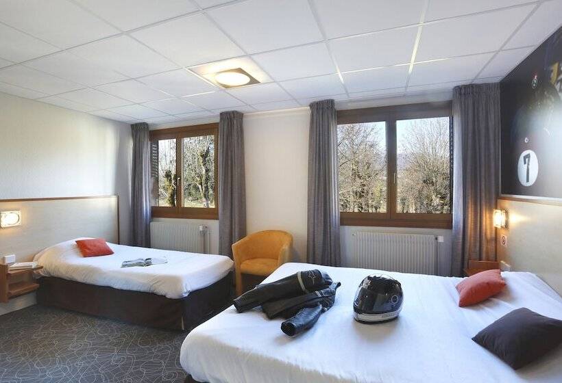 Номер Стандарт Трехместный, Le Relais Des Puys