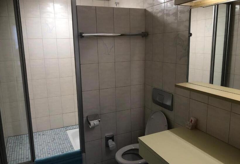 Номер Стандарт, Restaurant Passage