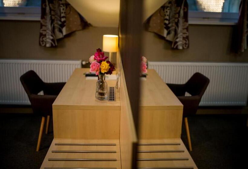 Номер Стандарт, Vineyard Inn   Szőlőskert