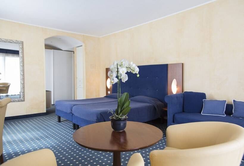 اتاق استاندارد چهار تخته, Villa Maria