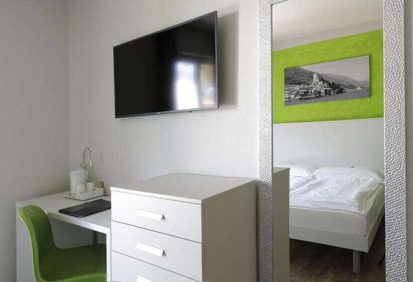 Четырехместный Номер Стандарт, Eco Hotel Benacus