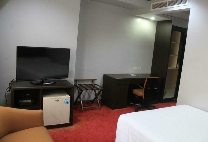 Номер Deluxe, Aim Conference Center