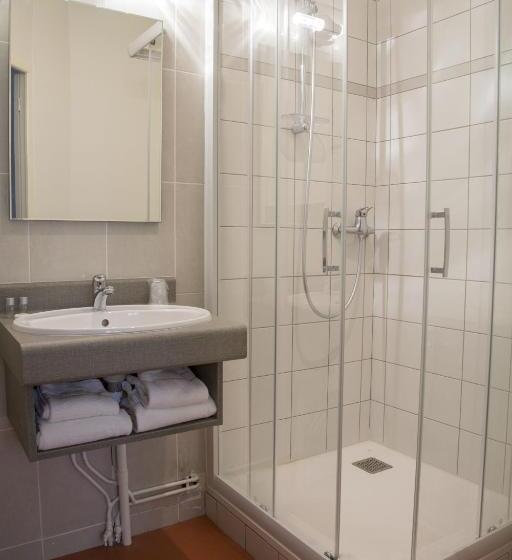Номер Комфорт, Logis Hôtel Restaurant Chaptal, Amboise