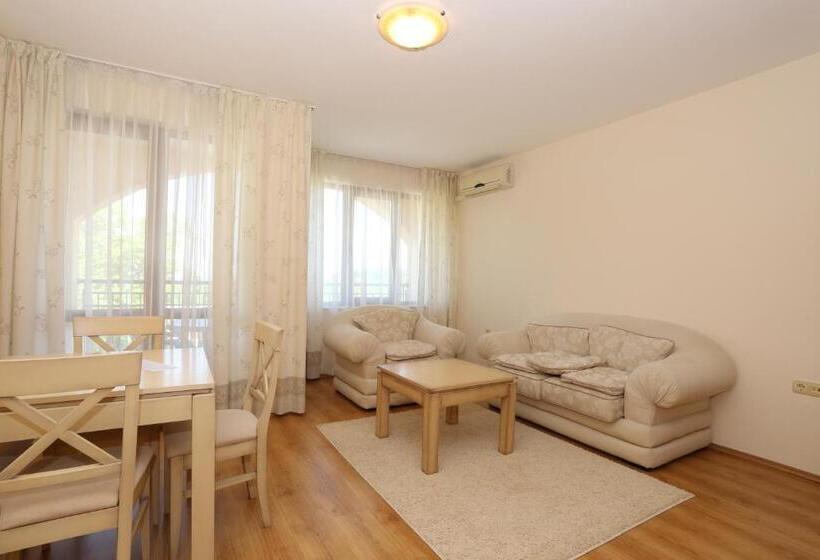 Студио Стандарт с Балконом, Galeria Holiday Apartments
