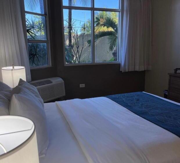 اتاق استاندارد با چشم‌انداز دریا, Comfort Inn & Suites
