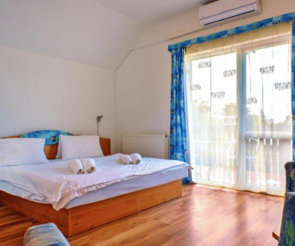 Habitación Estándar con Balcón, Penzión Quatro Ii 250m Od Kúpaliska