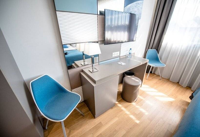 اتاق استاندارد برای معلولان, B&b Hotel Lausanne Crissier