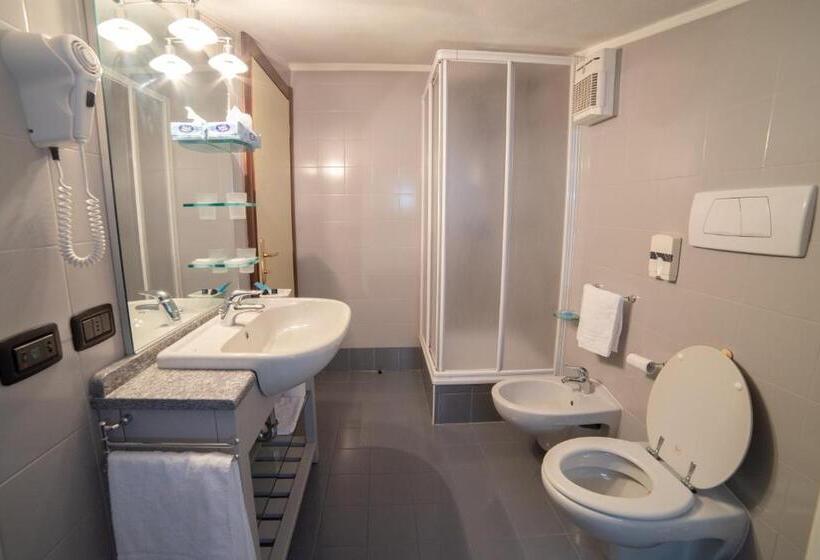 Четырехместный Номер Стандарт, Park Hotel Abbadia