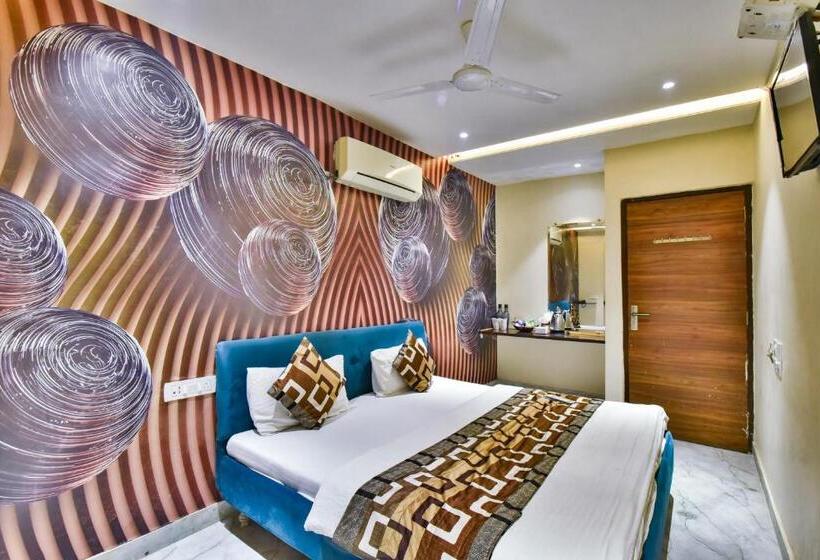 Номер Deluxe, Singh International, Amritsar