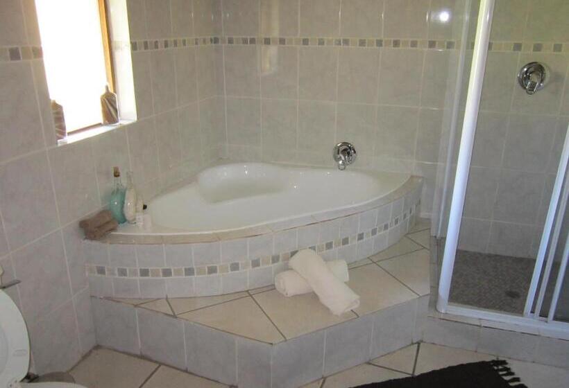 سوییت, The Highlander Hotel Dullstroom