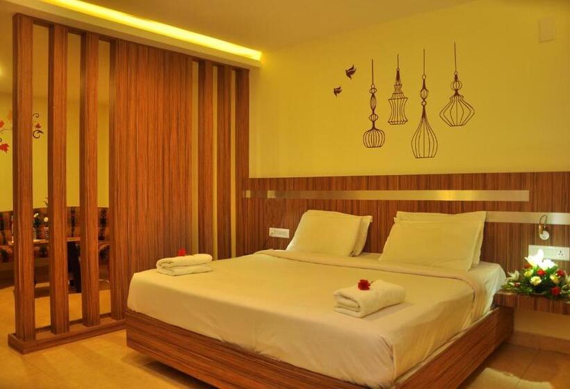 스위트, Vinayaga Inn By Poppys Ooty
