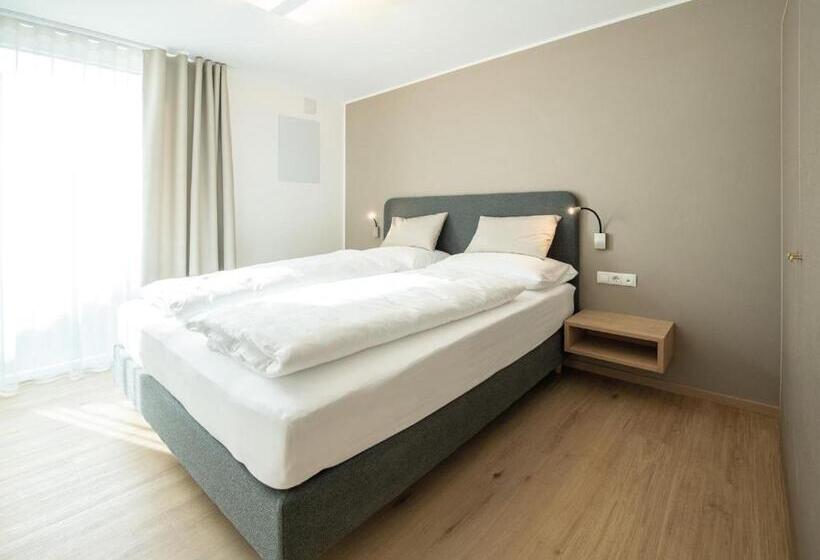 Апартаменты 1 Спальня с Видом, Residence Amoret