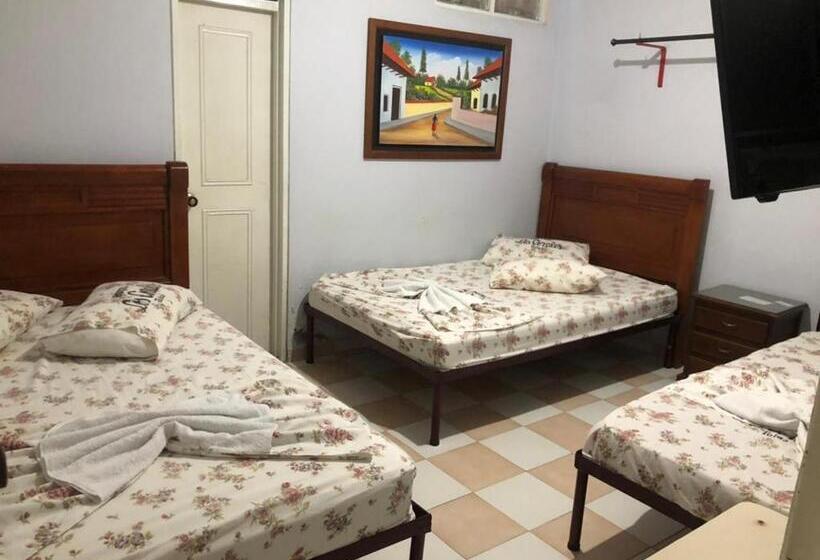 Номер Стандарт Трехместный, Los Corales Tulua