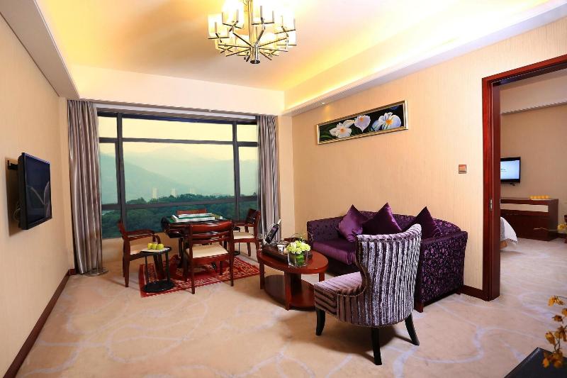 Suíte Cama King, Ramada Longyan