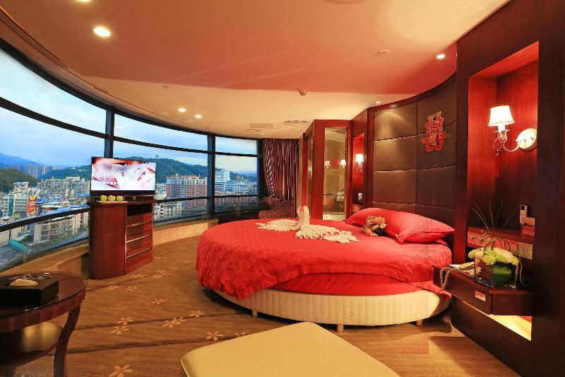 Suíte Cama King, Ramada Longyan