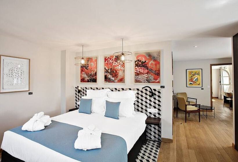 Полулюкс, Logis Hôtel Villa Du Taur