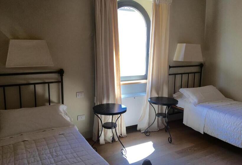 Семейный Номер, Locanda Palazzone