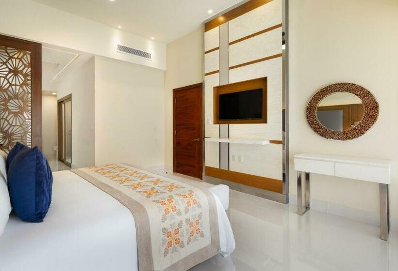套房带泳池景, Villa La Valencia Beach Resort & Spa Los Cabos