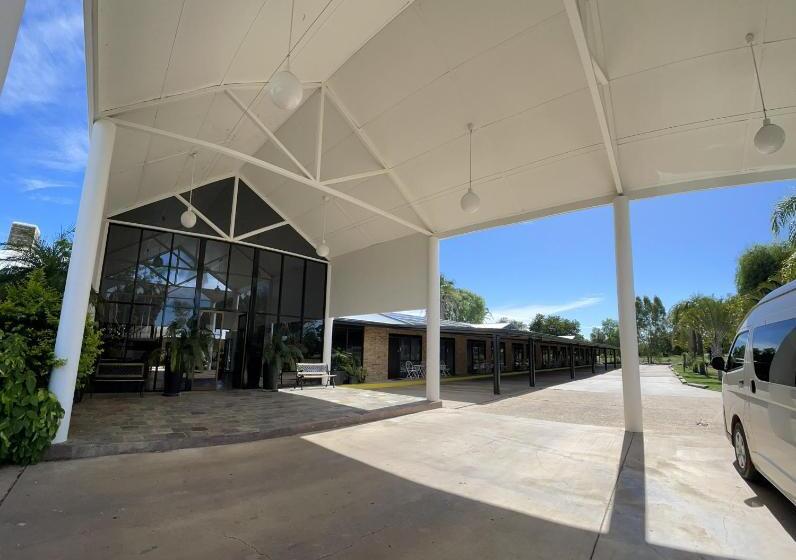 스탠다드 룸 킹사이즈 침대, Albert Park Motor Inn King Beds Pool Shaded Parking