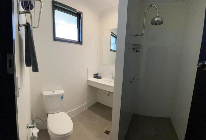 스탠다드 룸 킹사이즈 침대, Albert Park Motor Inn King Beds Pool Shaded Parking