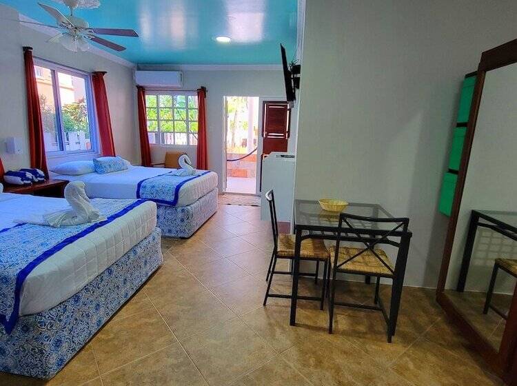 Номер Стандарт Вид на Бассейн, Island Magic Beach Resort