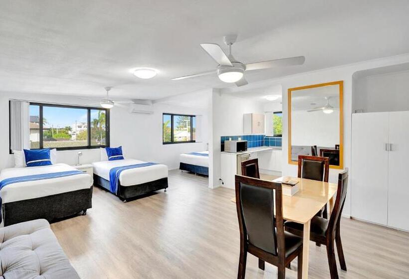 패밀리 룸, Montego Mermaid Beach Motel