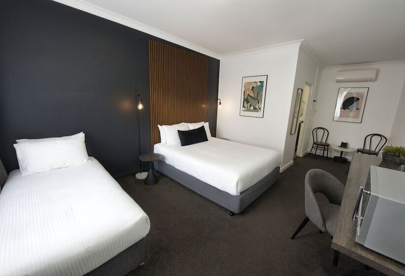 Классический Номер, Echo Point Discovery Motel