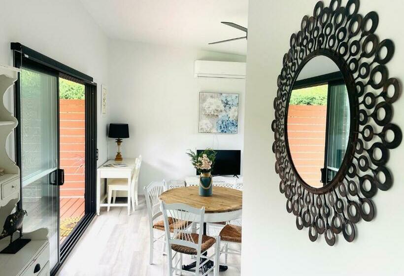 Вилла 2 Спальни, Farm Stay Maple Cottage At Wilindi Estate