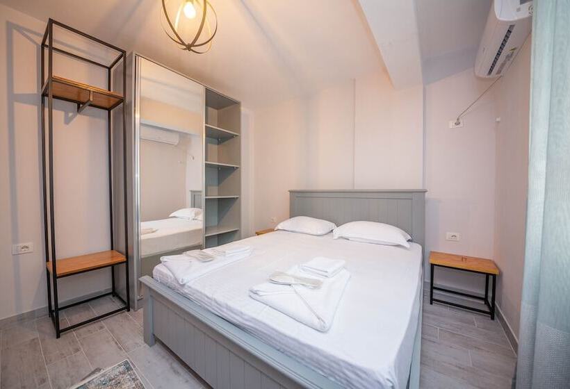 家庭套房, Aerial Hotel & Spa