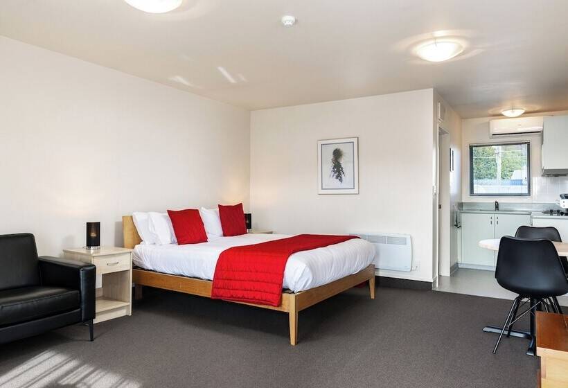 Студио Executive, Jasmine Court Motel