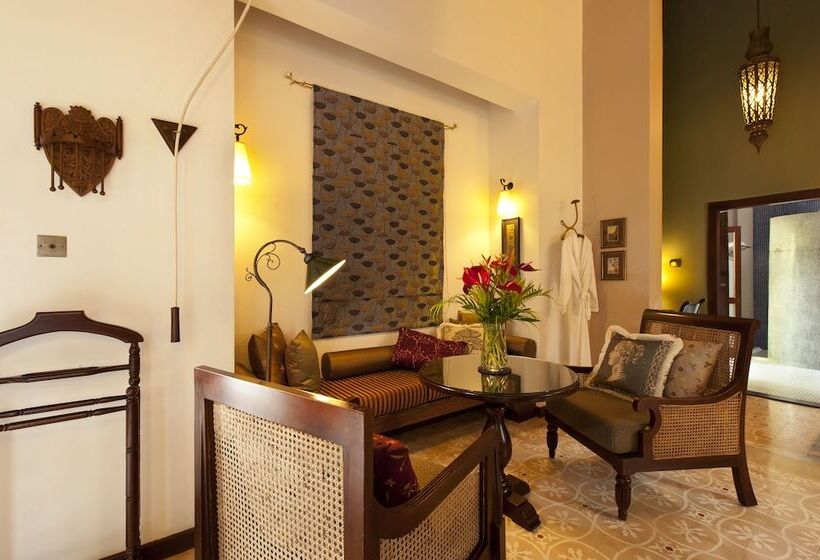 سوییت, Reef Villa