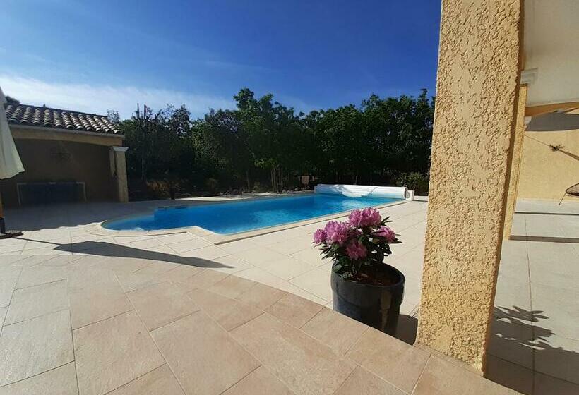 Номер Стандарт Вид на Бассейн, Chambres D Hãƒæ’ã‚â´tes Dans Authentique Mas Avec Piscine En Provence