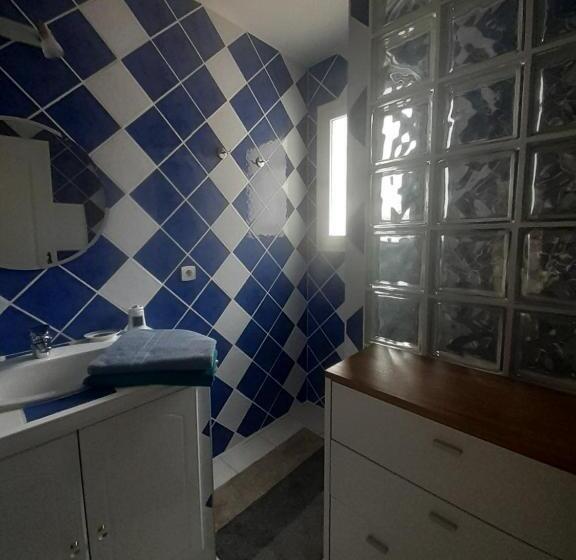 Номер Deluxe, Chambres D Hãƒæ’ã‚â´tes Dans Authentique Mas Avec Piscine En Provence