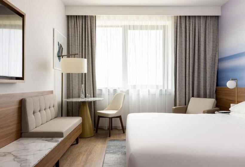스탠다드 룸 킹사이즈 침대, Sheraton Nice Airport
