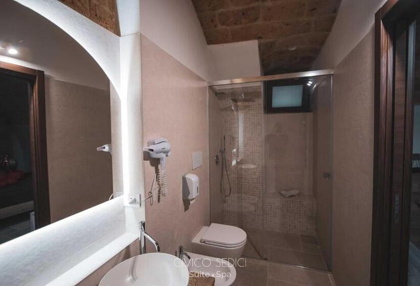 Люкс Повышенной Комфортности, Civico Sedici Suite & Spa