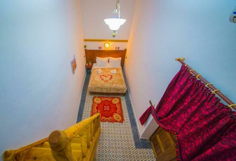 سوییت خانوادگی, Riad Fes Basma
