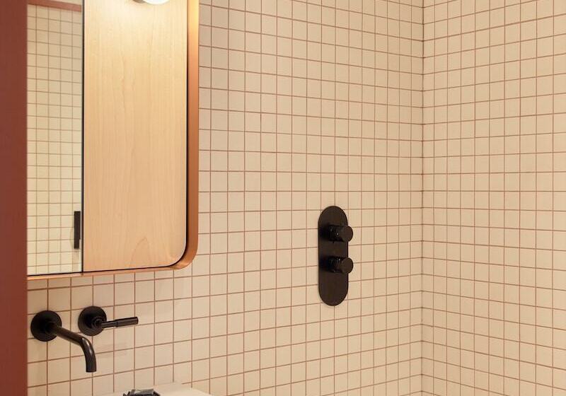 חדר סטנדרט, Ace Hotel Toronto