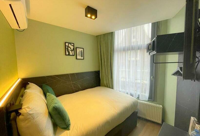 Quarto Basic, Ciao Papa Hotel Amsterdam Central Station