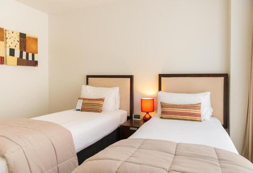 Люкс 2 Спальни, Boulcott Suites